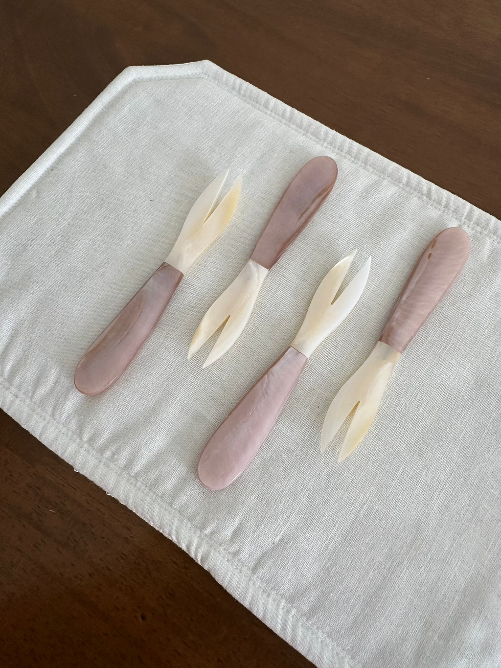 PEARLE Mother of Pearl Pink Handle White Spoon Fork 11.5 cm Dessert Coffee Cake Cutlery Flatware