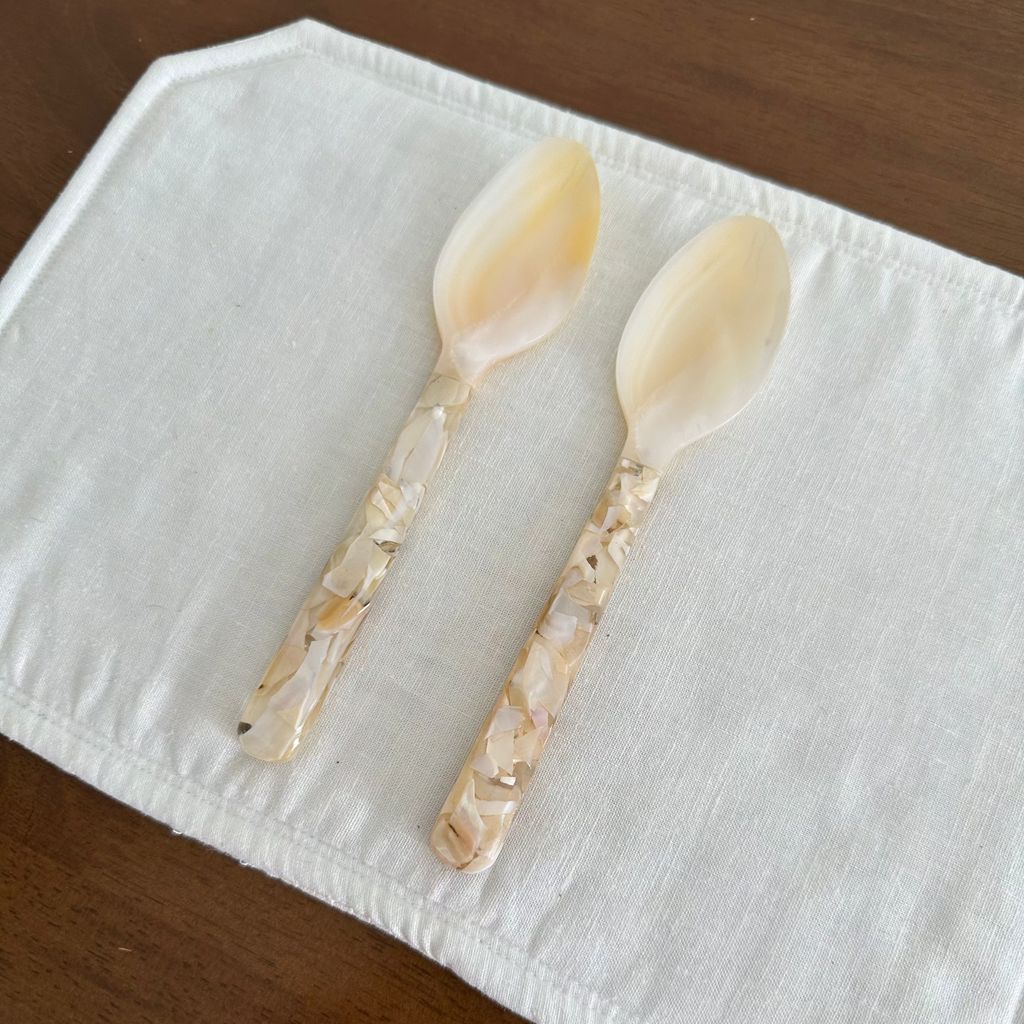 PEARLE White Mother of Pearl Beige White Handle Spoon 15.5 cm Cutlery Flatware