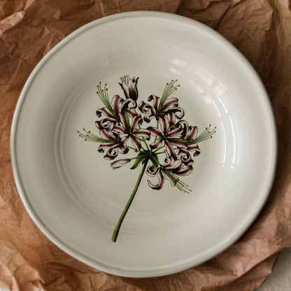 LA FLEUR Nerine Guernsey Lily Flower French Retro Plate