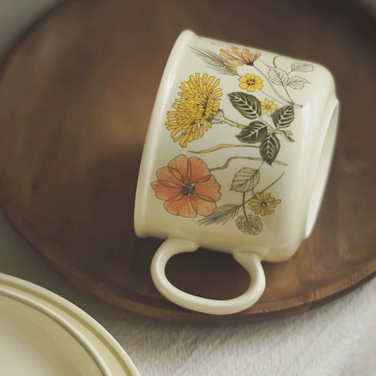 MEADOW English Summer Hedgerow Flower Field Retro Mug and Saucer Set