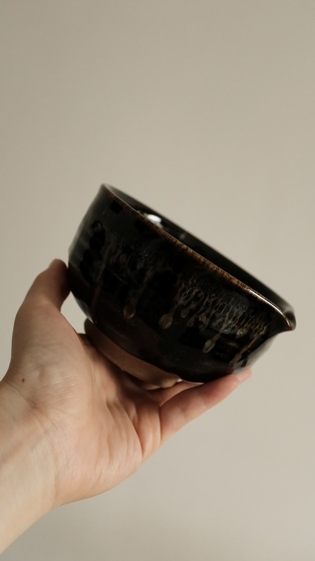 Hana Izumi Kiln Japan Kuro Black Tenmoku Nagashi Katakuchi Chawan Matcha Bowl Aritaware